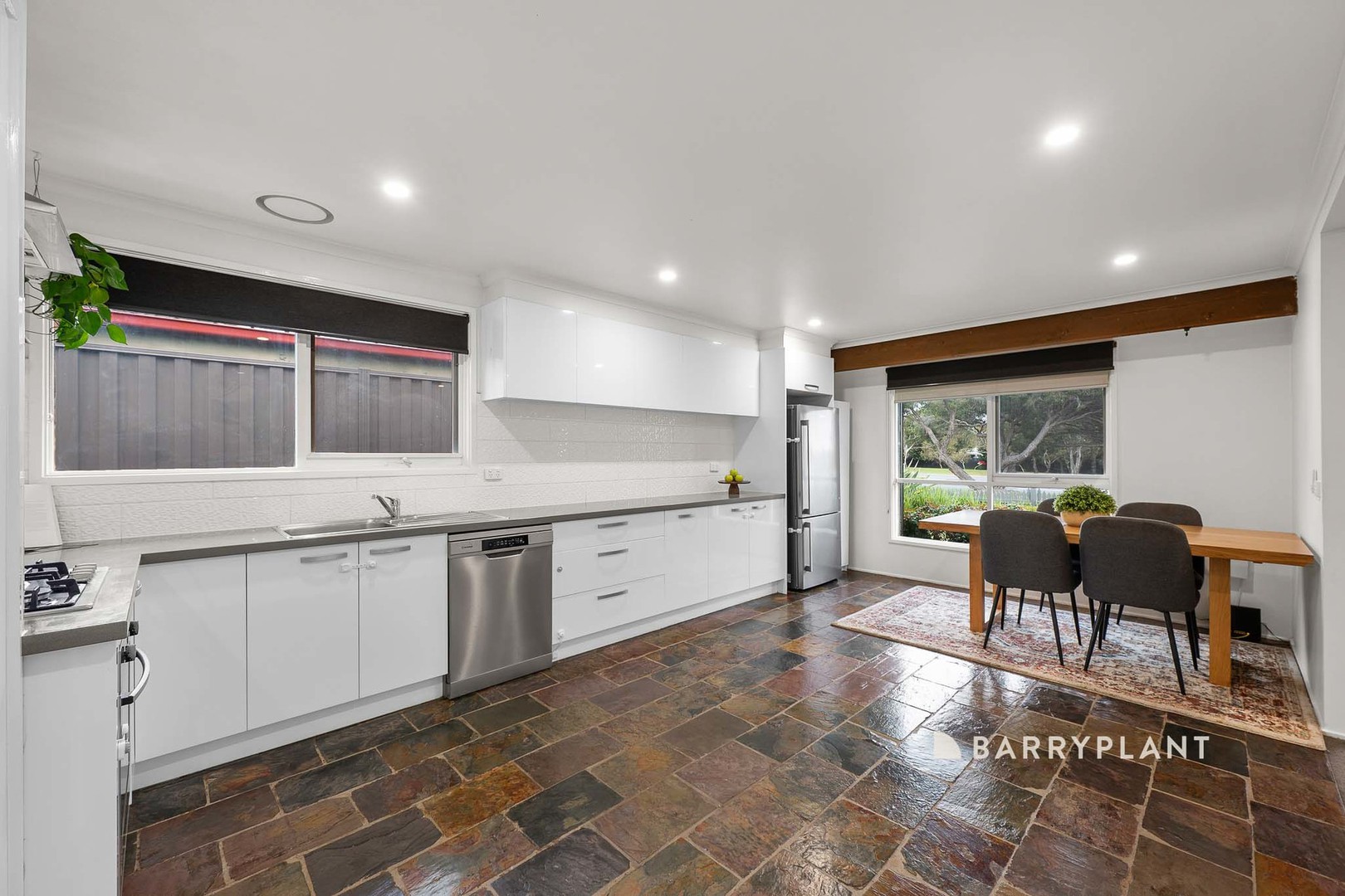 310 Princes Highway, Narre Warren, VIC 3805, Narre Warren - Thumbnail 4