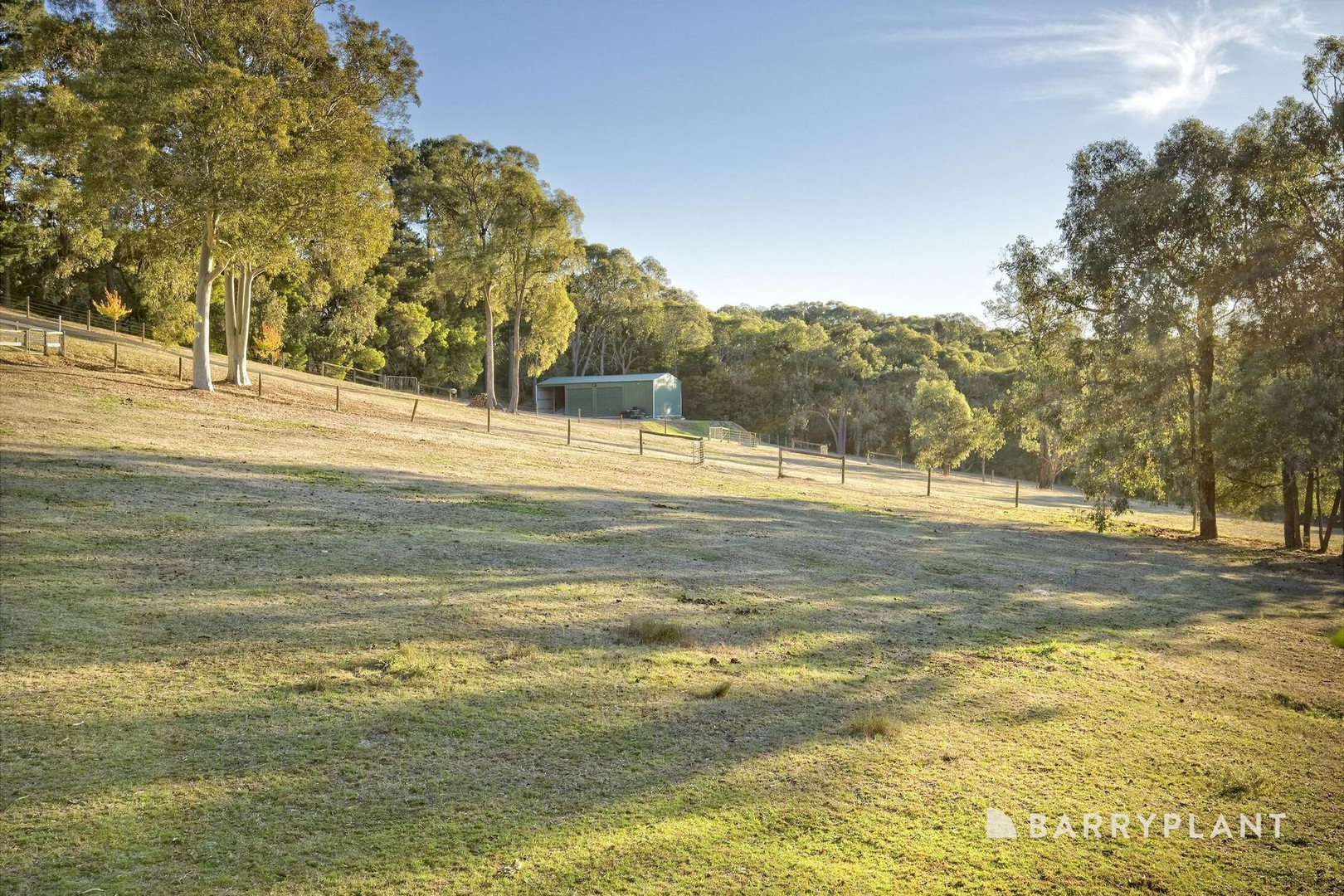 313 Evans Road, Cockatoo, VIC 3781 - Thumbnail 2 - 29/04/2025