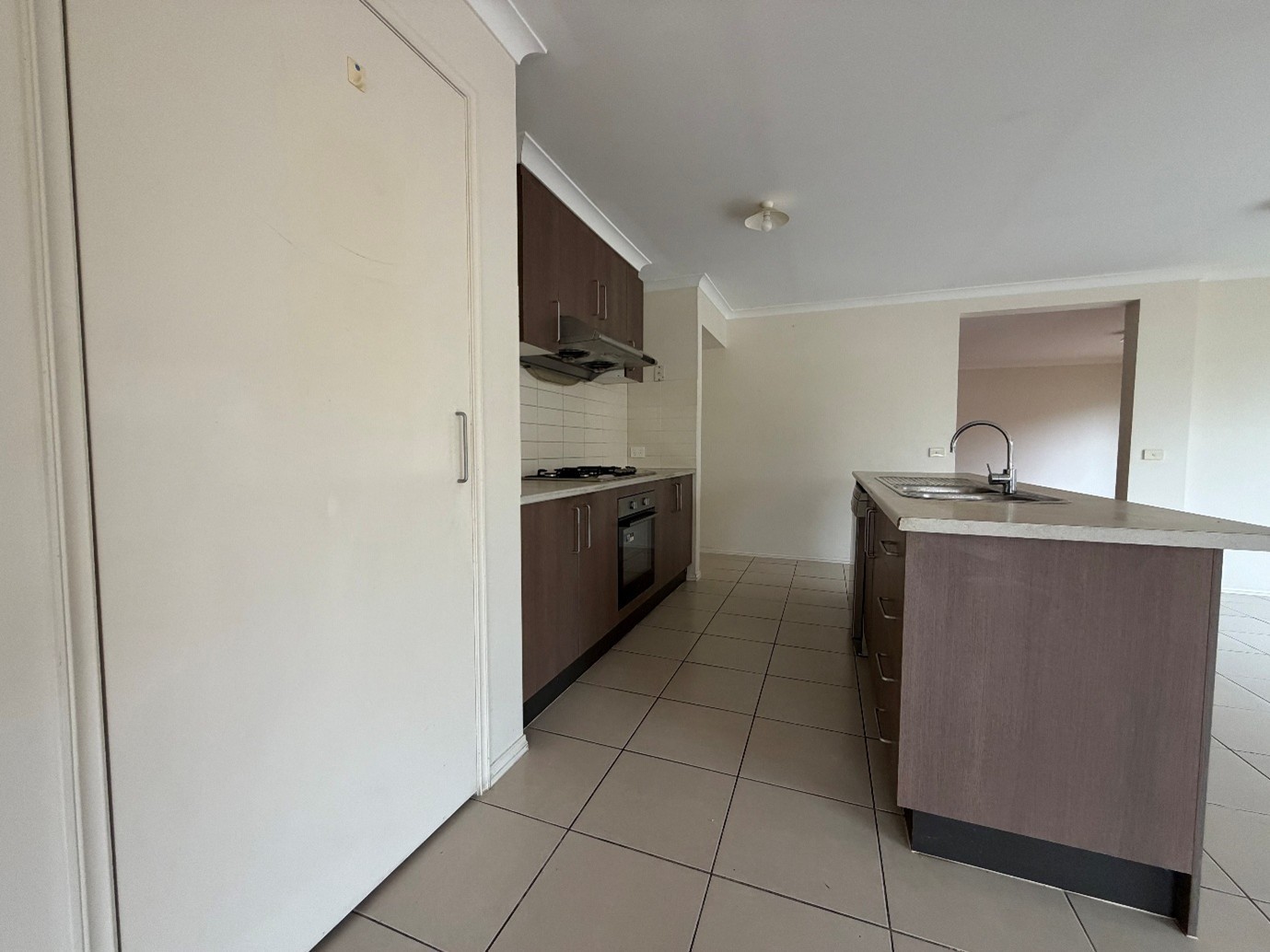 314 Robinsons Road, Deer Park, VIC 3023 - Thumbnail 2 - 07/07/2026