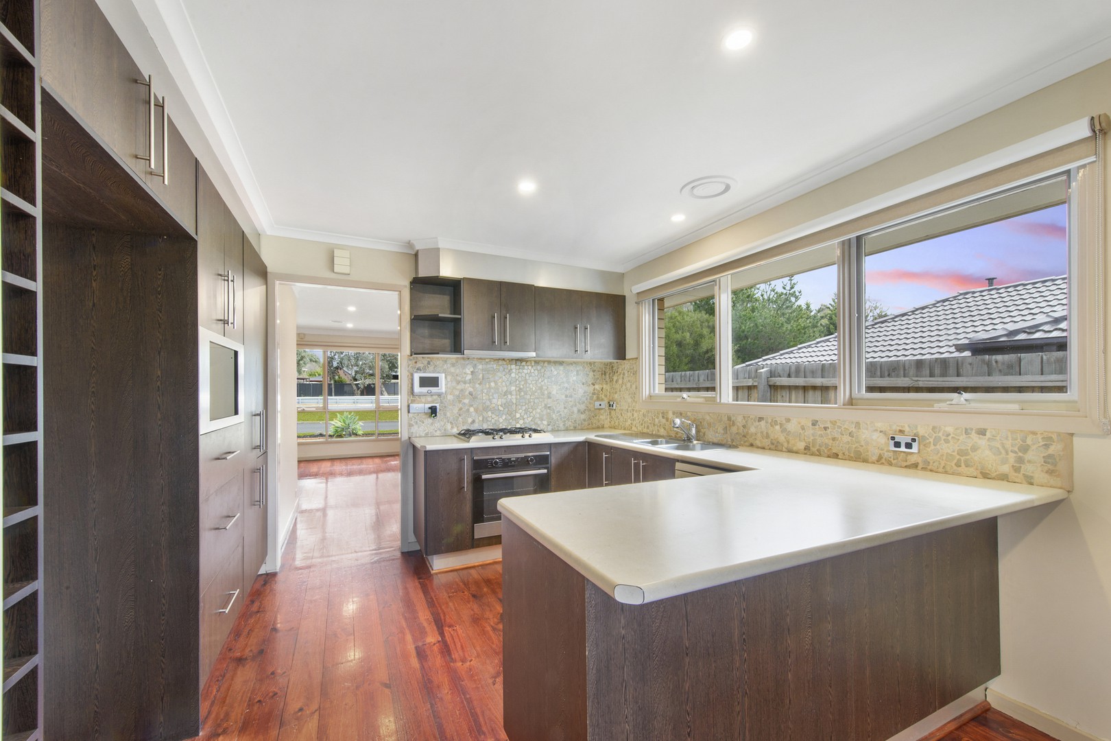316 Sunshine Avenue, Keilor Downs, VIC 3038, Keilor Downs - Thumbnail 6