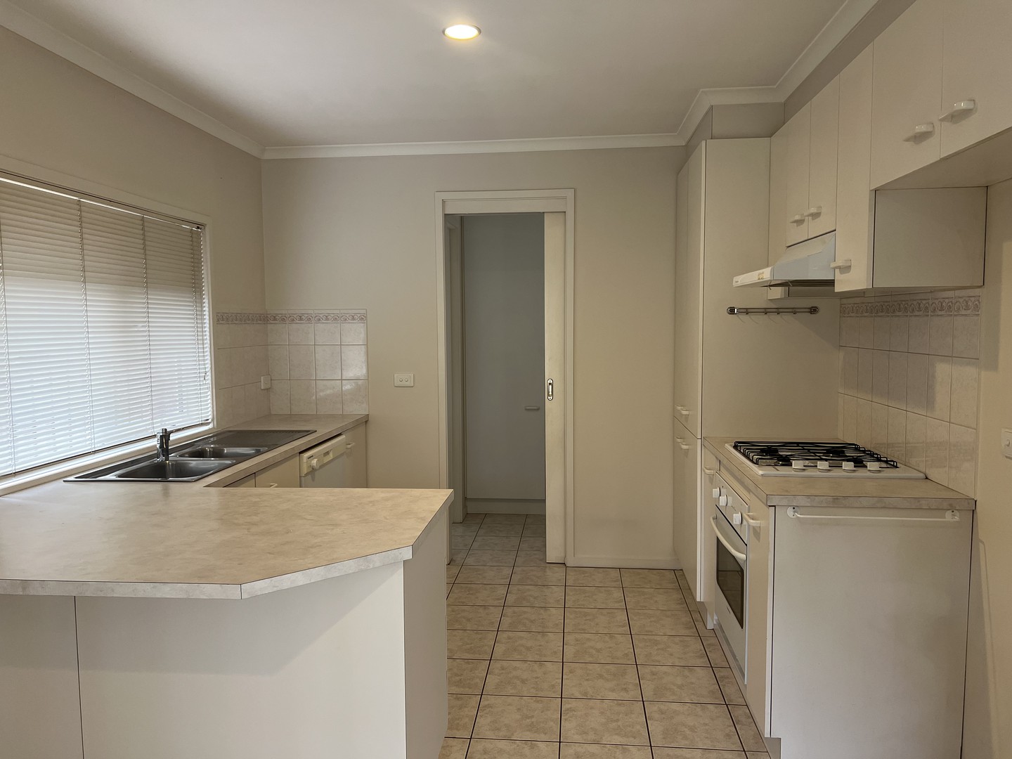 31A Flamingo Drive, Wantirna South, VIC 3152, Wantirna South - Thumbnail 3
