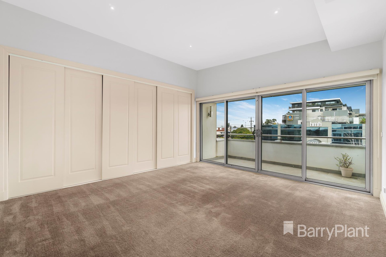 32/885-889 Doncaster Road, Doncaster East, VIC 3109, Doncaster East - Thumbnail 4