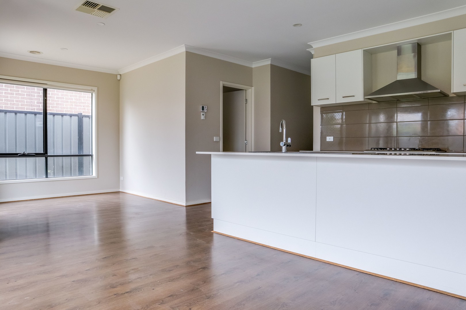32 Admiration Drive, Craigieburn, VIC 3064, Craigieburn - Thumbnail 5