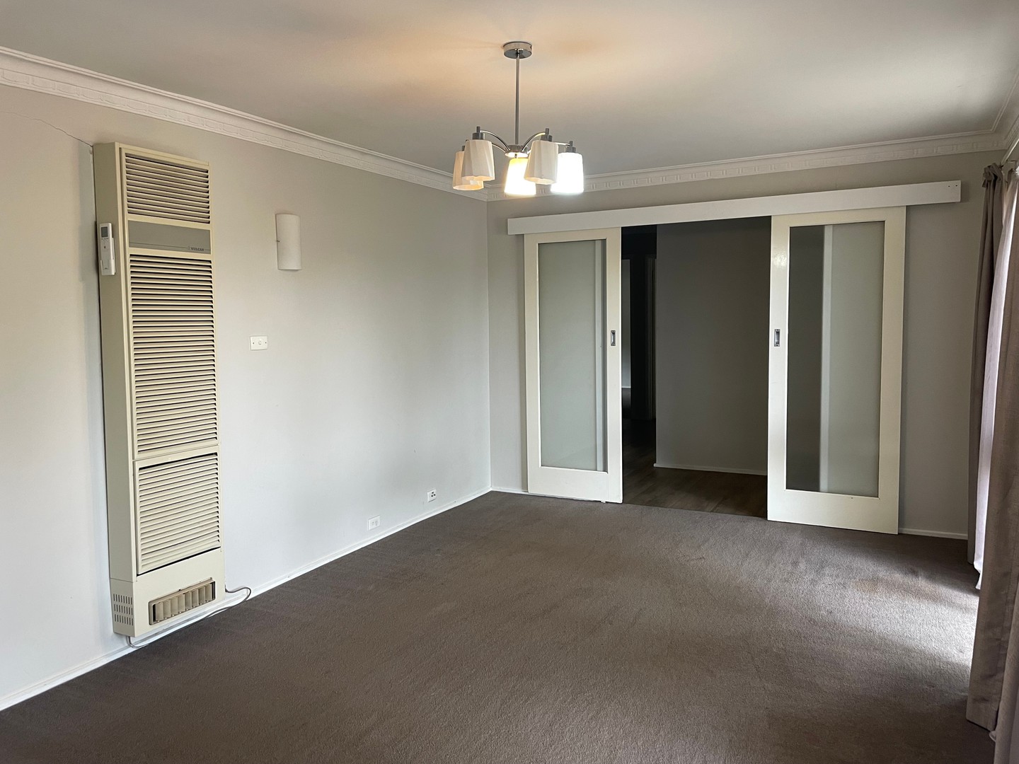 32 Alamein Ave, Croydon, VIC 3136, Croydon - Thumbnail 2