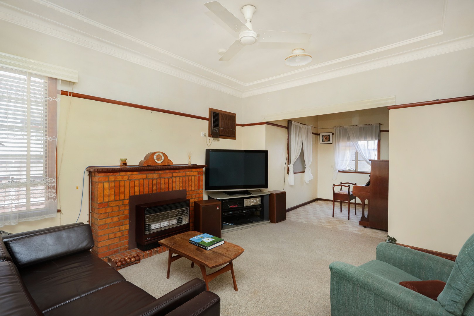 32 Armstrong Street, Sunshine West, VIC 3020, Sunshine West - Thumbnail 3