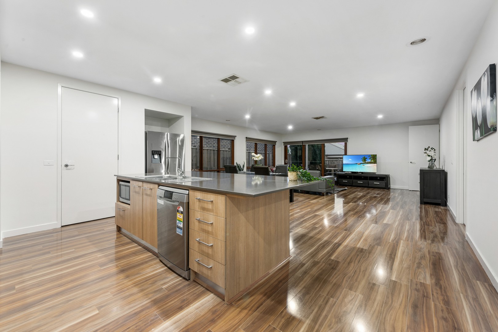 32 Aubisque CloseFraser Rise, VIC 3336, Fraser Rise - Thumbnail 3