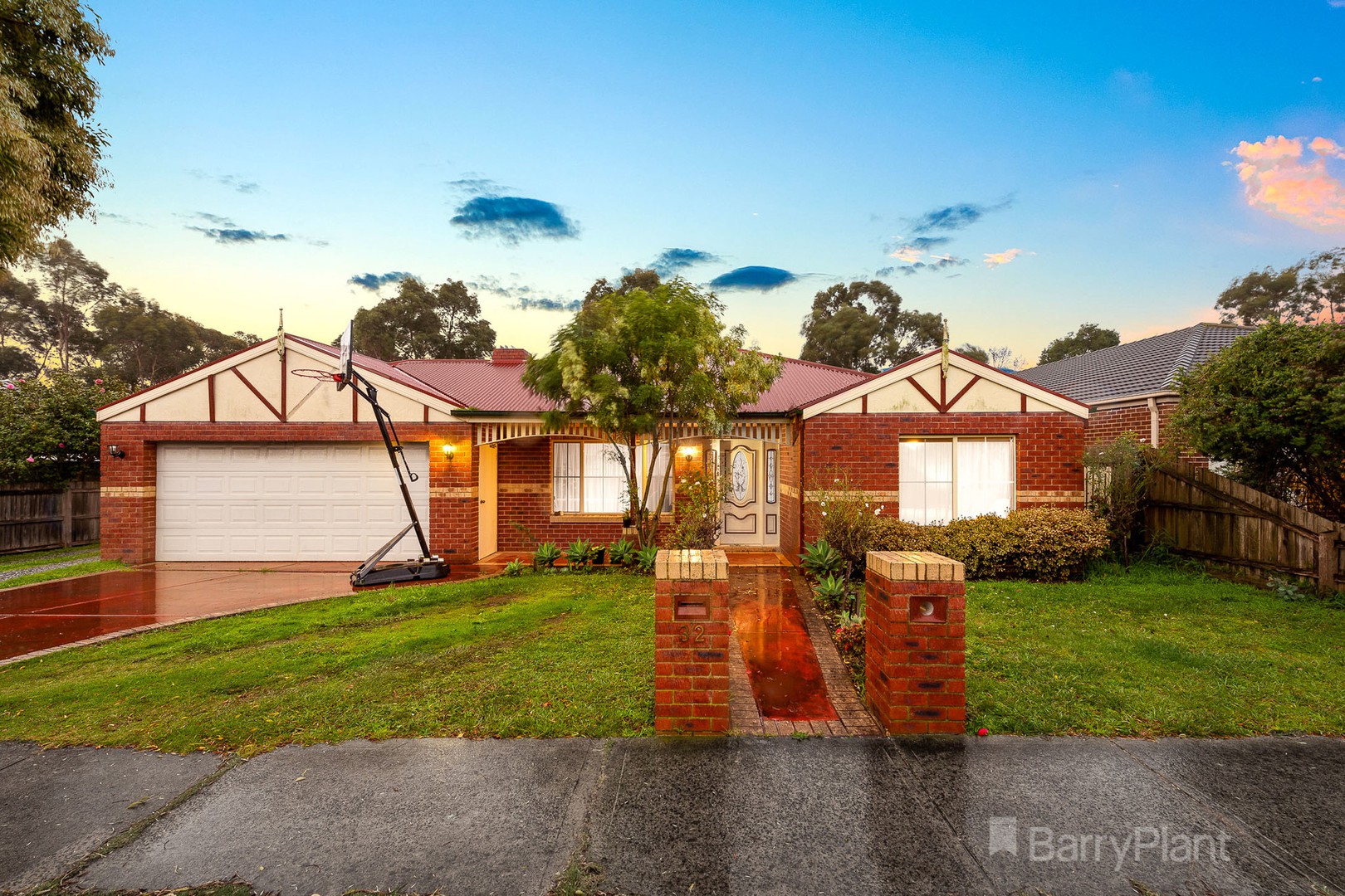 32 Augustus Drive, Berwick, VIC 3806