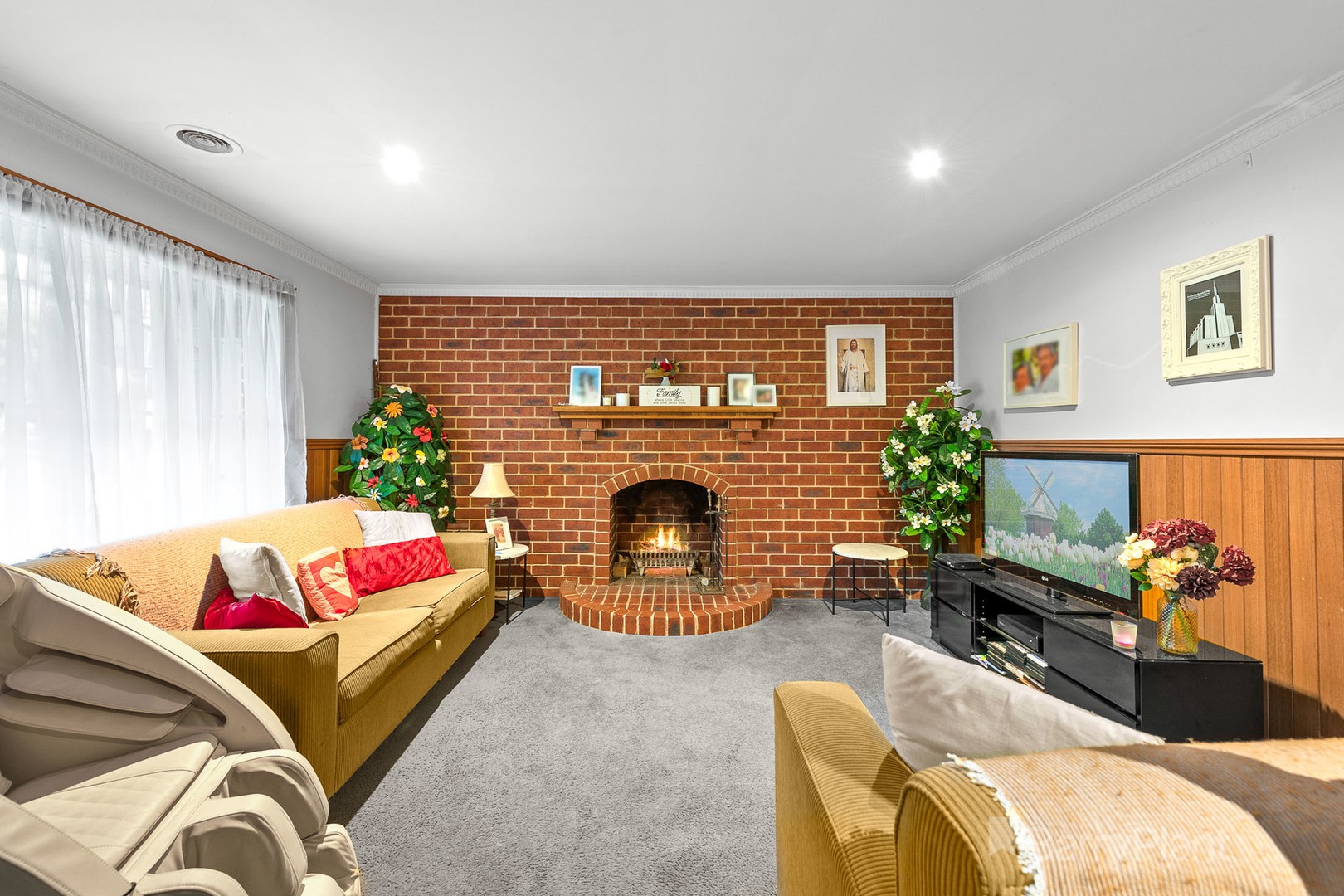 32 Augustus Drive, Berwick, VIC 3806, Berwick - Thumbnail 2