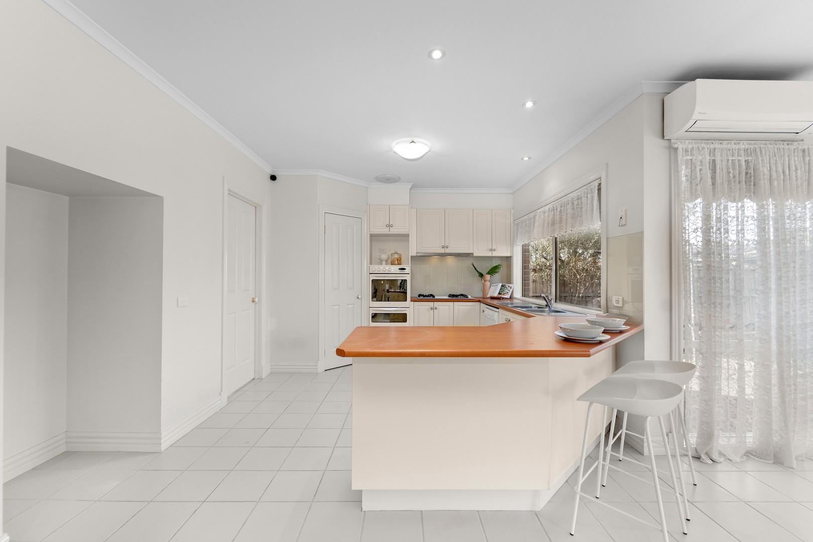32 Aviemore Way, Point Cook, VIC 3030, Point Cook - Thumbnail 6