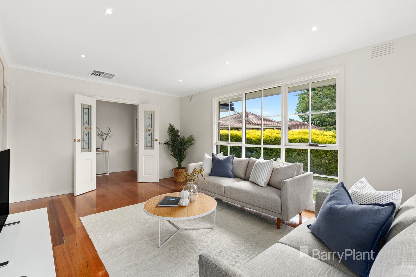 32 Barclay Avenue, Croydon, VIC 3136 - Thumbnail 2 - 01/02/2022