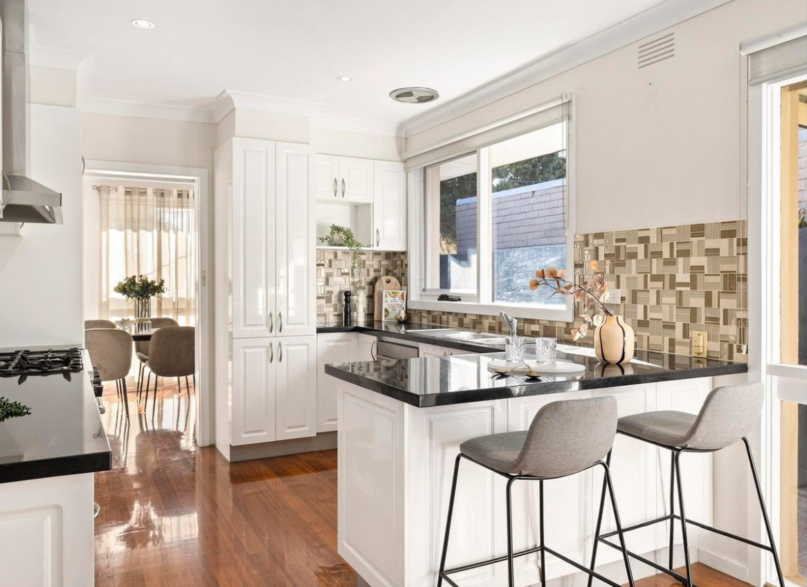 32 Barrabool Street, Doncaster East, VIC 3109 - Thumbnail 2 - 24/02/2026