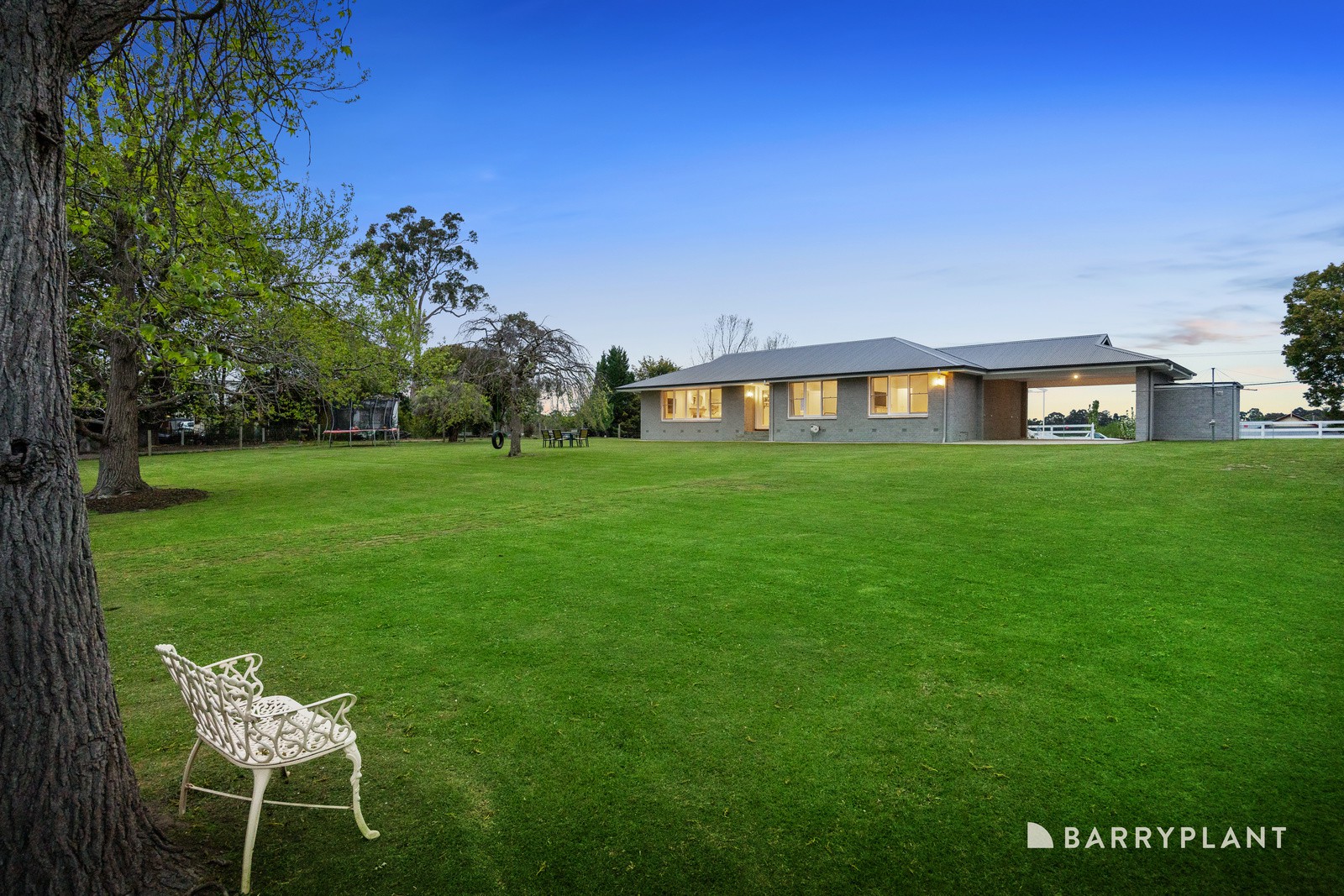 32 Barrowby Avenue, Woori Yallock, VIC 3139, Woori Yallock - Thumbnail 2