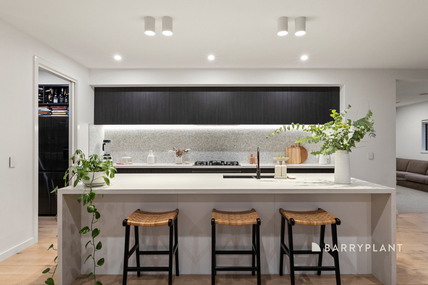 32 Berri Avenue, Officer South, VIC 3809 - Thumbnail 2 - 01/05/2025