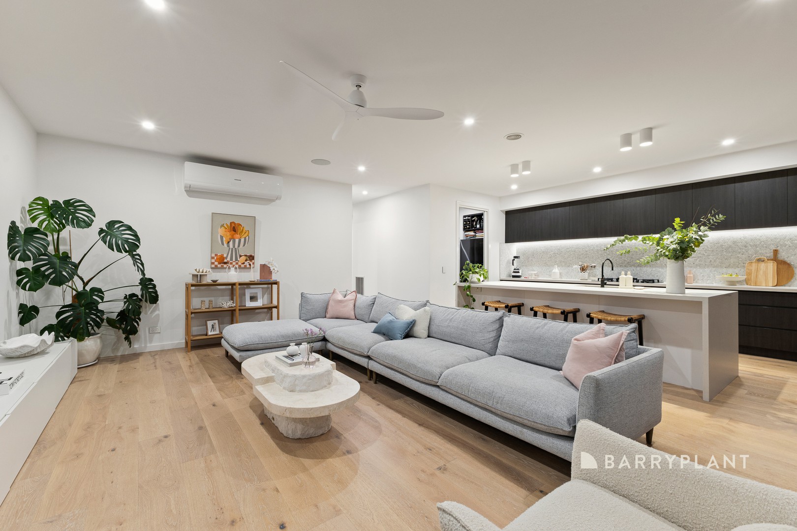 32 Berri Avenue, Officer South, VIC 3809, Officer South - Thumbnail 4