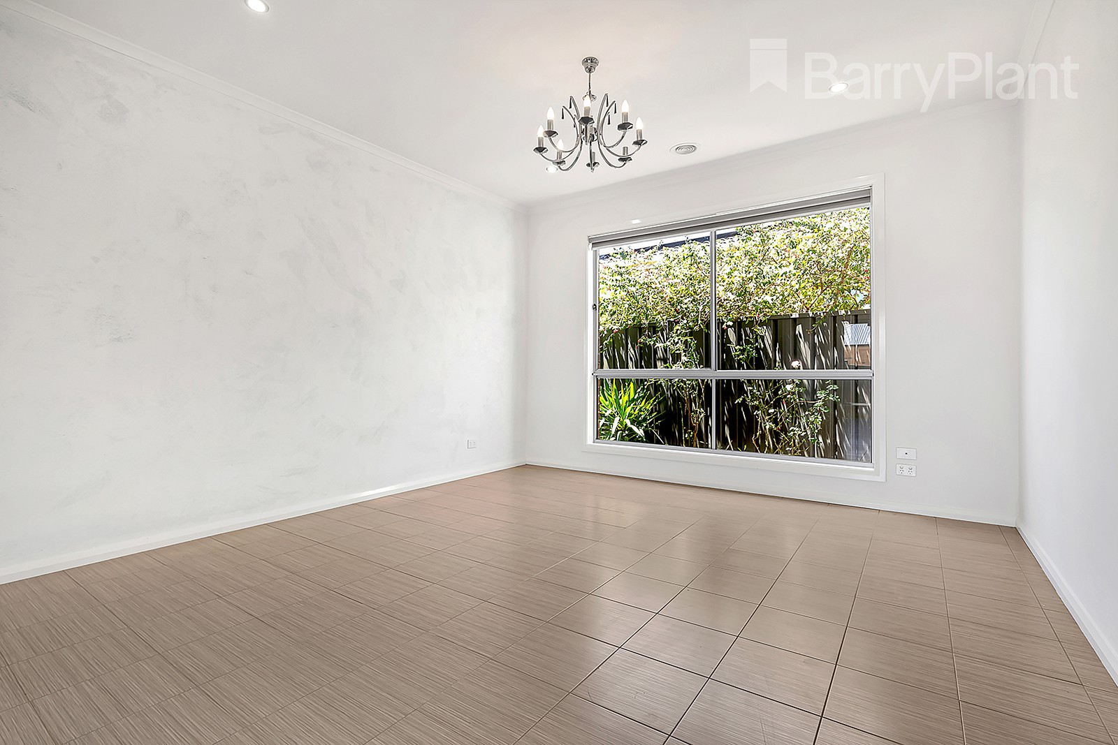 32 Black Range Avenue, Craigieburn, VIC 3064, Craigieburn - Thumbnail 8