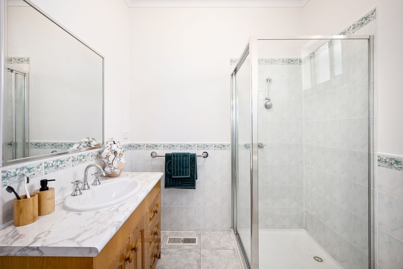 32 Bluebell Crescent, Gowanbrae, VIC 3043, Gowanbrae - Thumbnail 7