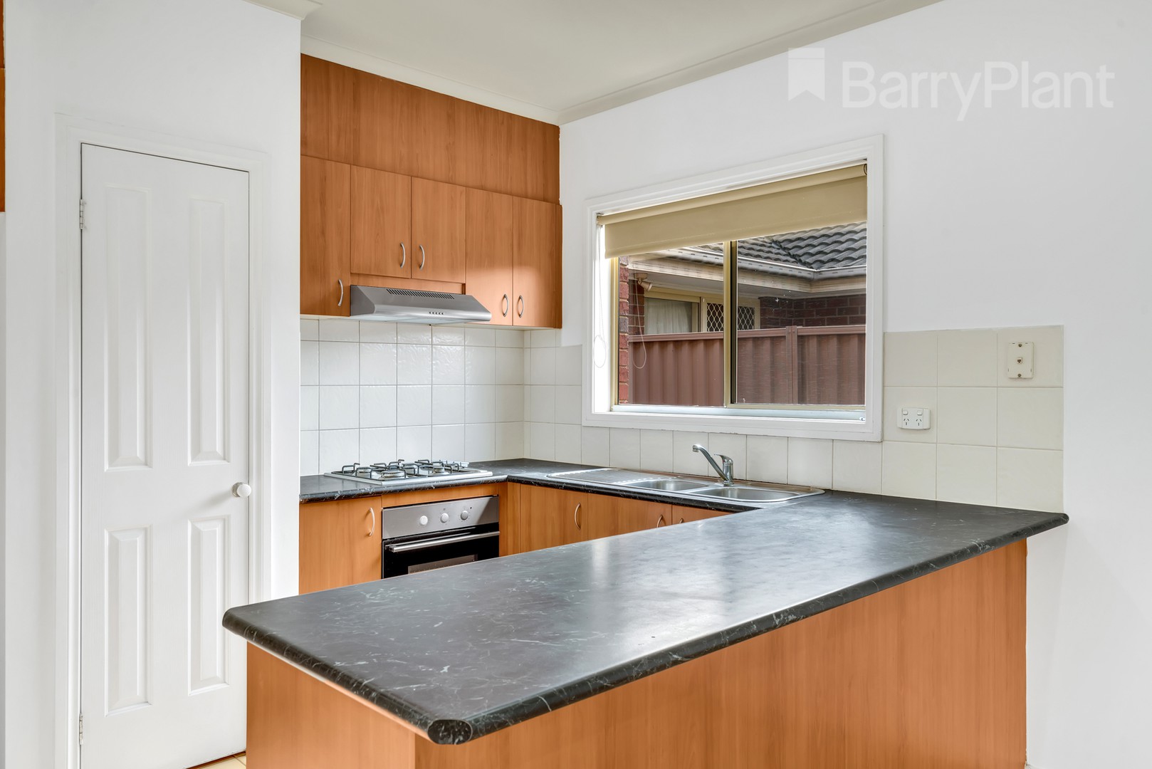 32 Bowral Loop, Craigieburn, VIC 3064, Craigieburn - Thumbnail 3