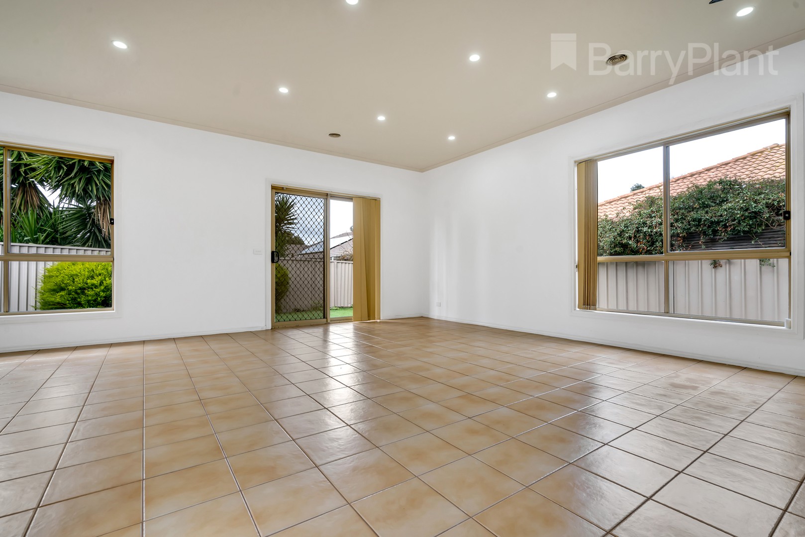 32 Bowral Loop, Craigieburn, VIC 3064, Craigieburn - Thumbnail 8