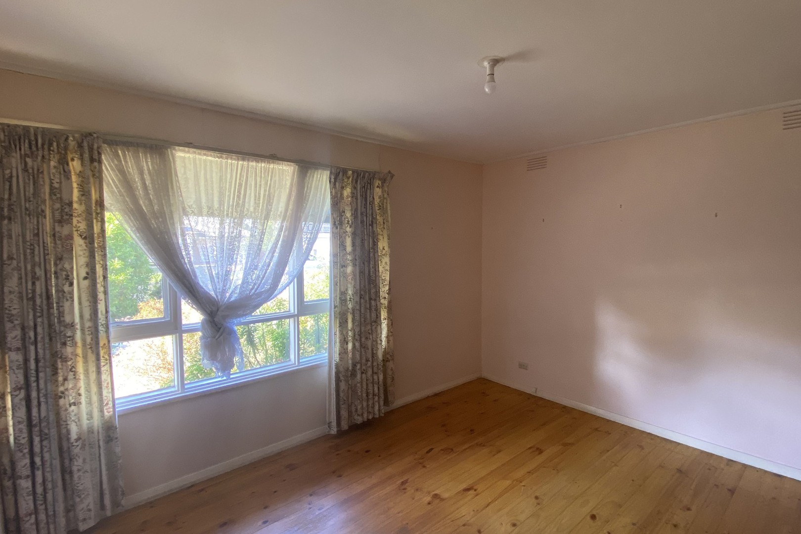 32 Bradshaw Street, Kingsbury, VIC 3083, Kingsbury - Thumbnail 5