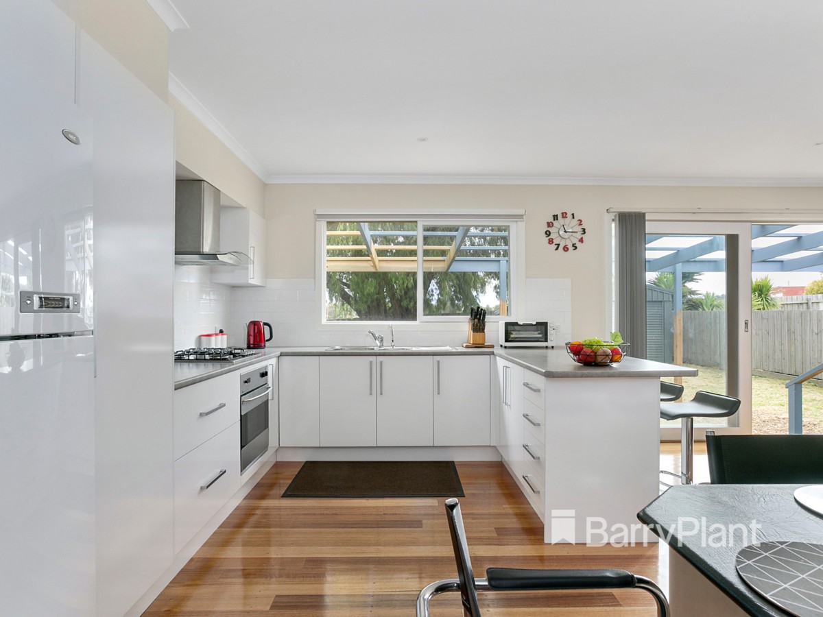 32 Cain Street, Capel Sound, VIC 3940, Capel Sound - Thumbnail 2