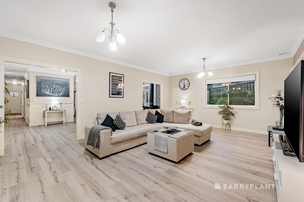 32 Cambridge Drive, Berwick, VIC 3806, Berwick - Thumbnail 6