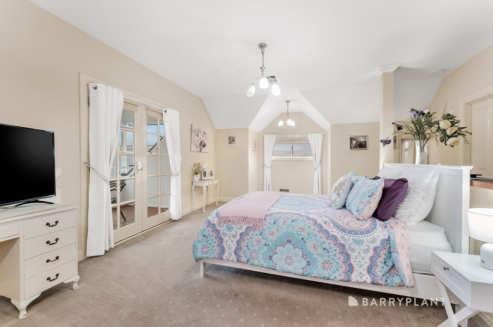 32 Cambridge Drive, Berwick, VIC 3806, Berwick - Thumbnail 8