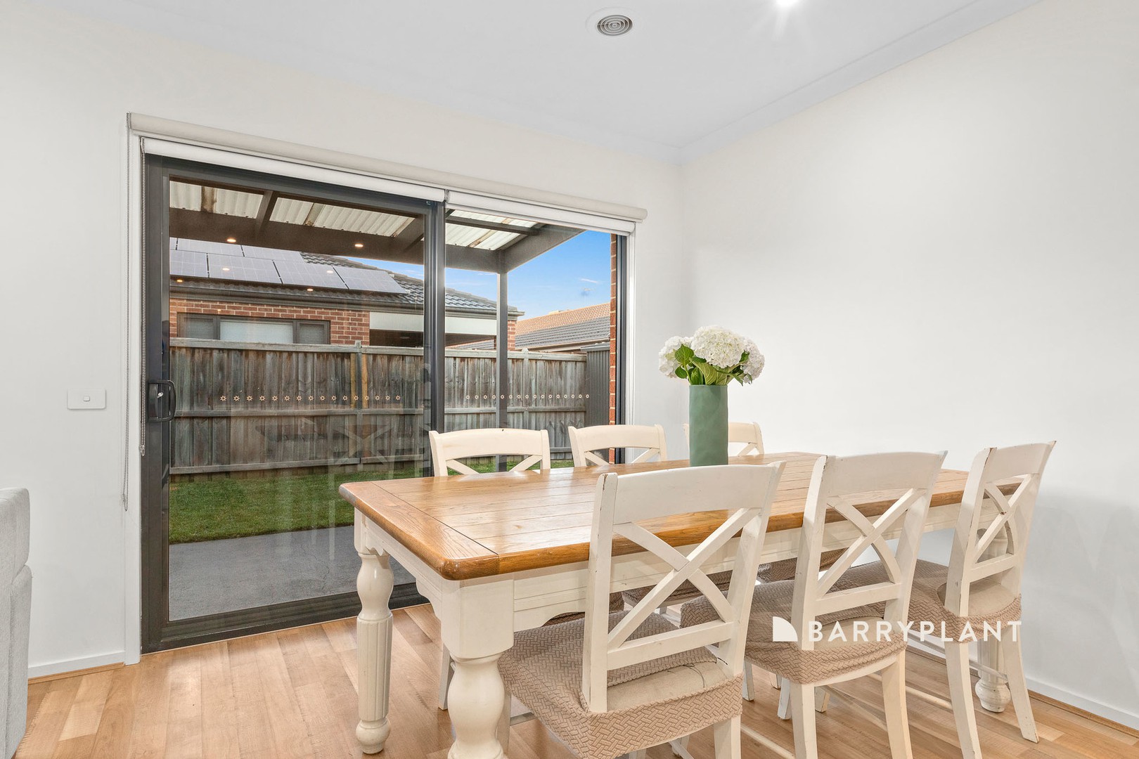 32 Carlyle Crescent, Clyde North, VIC 3978, Clyde North - Thumbnail 6