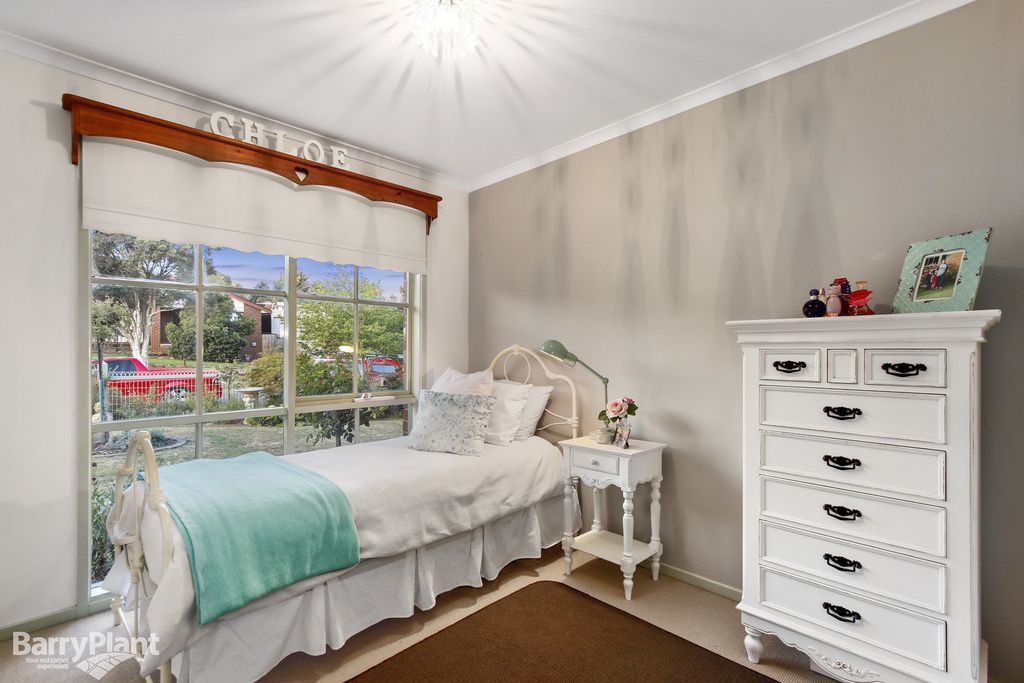 32 Chevalier Crescent, Mooroolbark, VIC 3138, Mooroolbark - Thumbnail 6