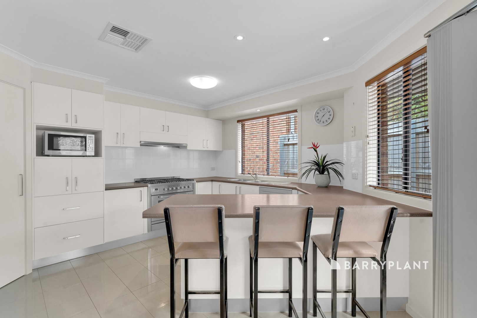 32 Christina Street, Narre Warren, VIC 3805, Narre Warren - Thumbnail 5