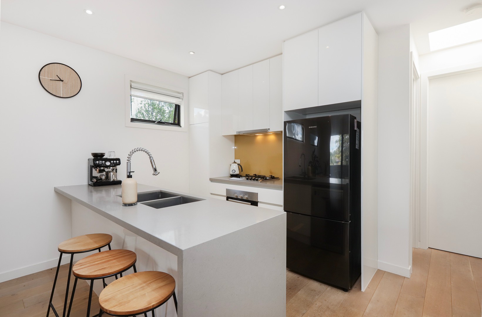 32 Collier Place, Strathmore Heights, VIC 3041, Strathmore Heights - Thumbnail 2