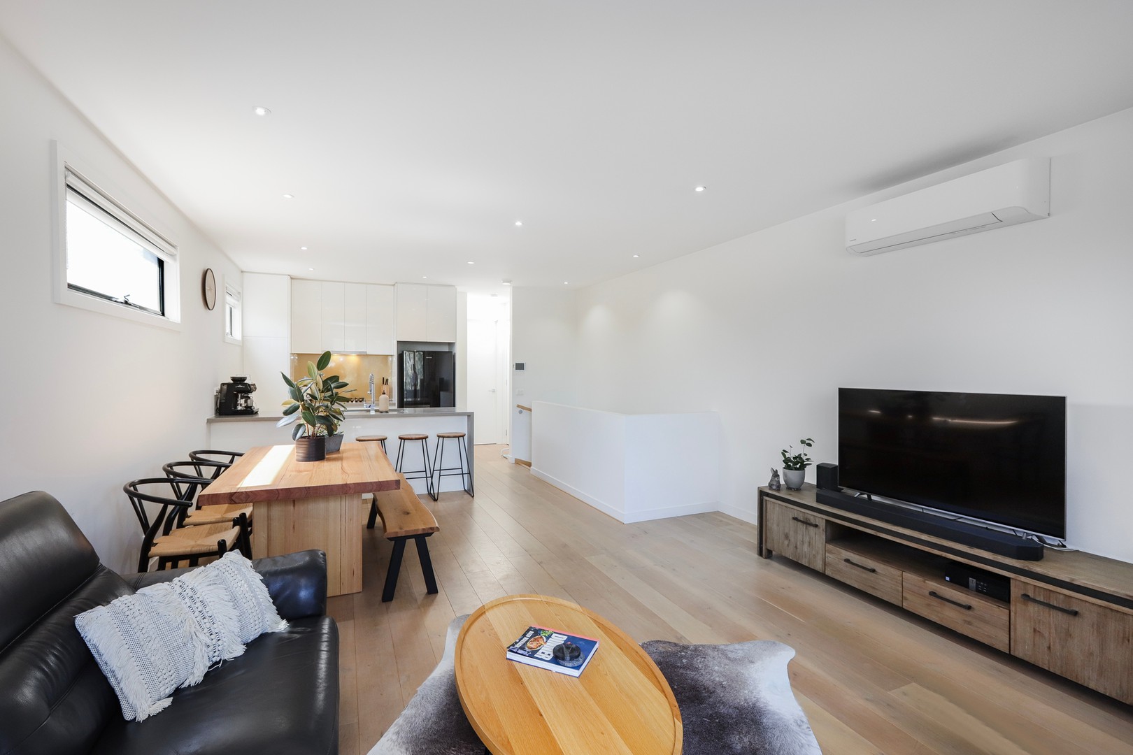32 Collier Place, Strathmore Heights, VIC 3041, Strathmore Heights - Thumbnail 5