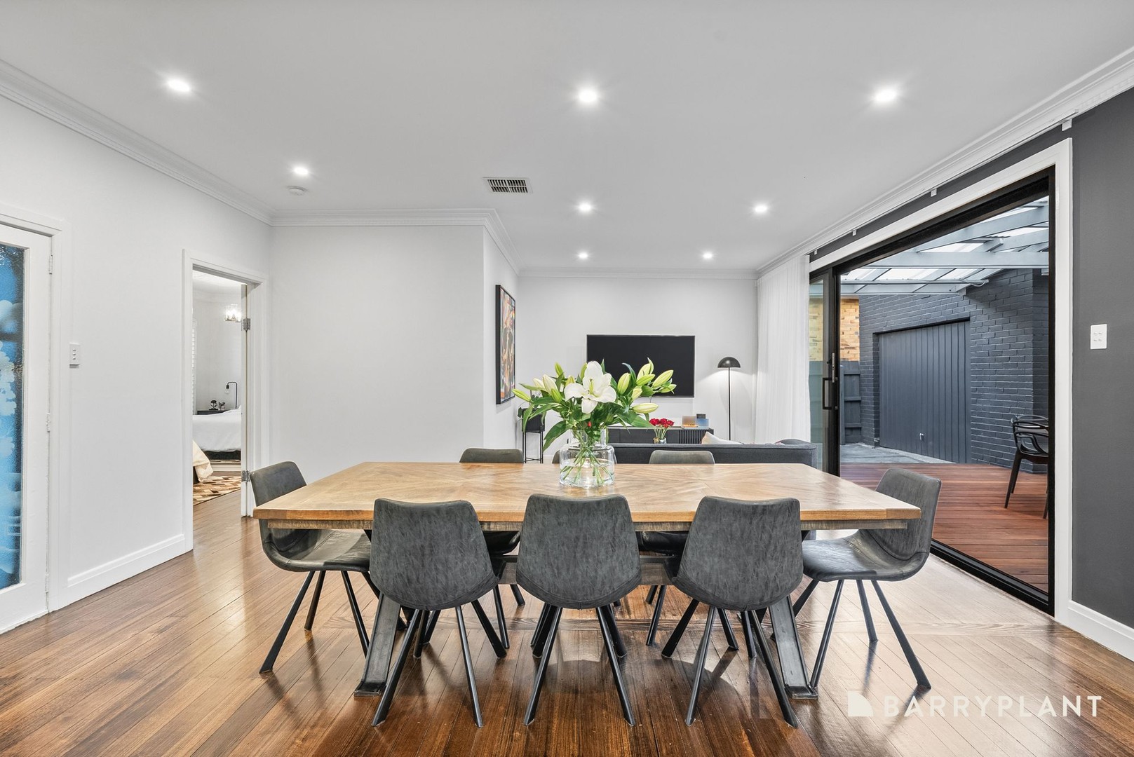 32 Cornwall Road, Sunshine, VIC 3020, Sunshine - Thumbnail 8