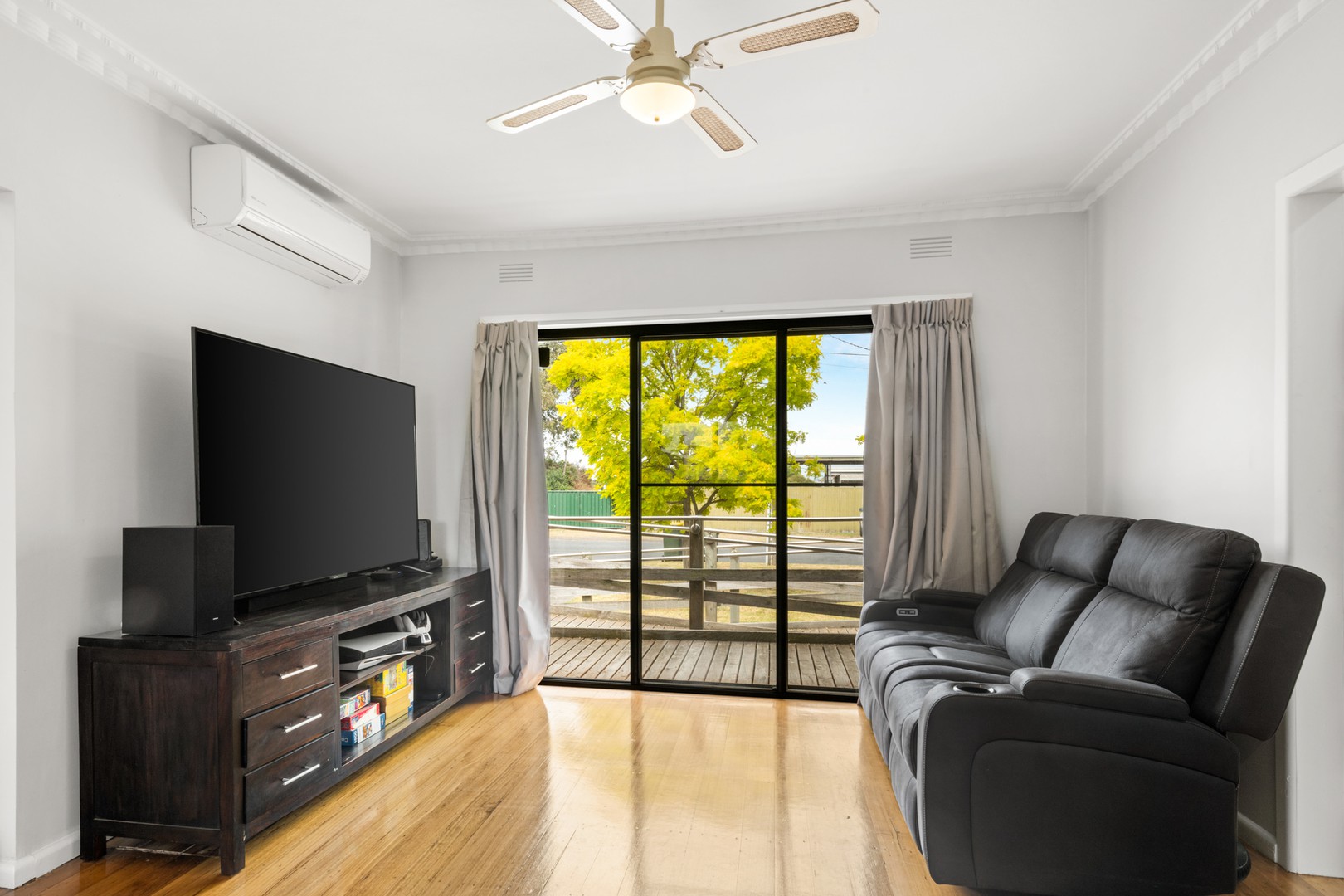 32 Cosgrove Street, Breakwater, VIC 3219, Breakwater - Thumbnail 2