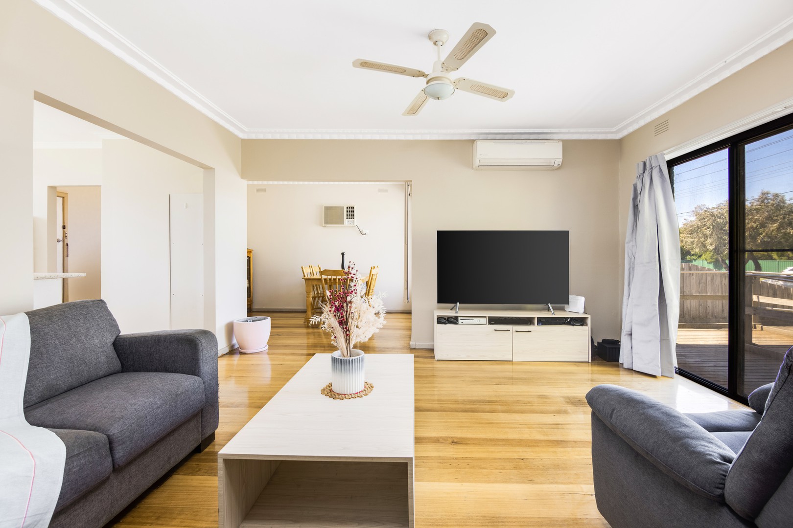 32 Cosgrove Street, Breakwater, VIC 3219, Breakwater - Thumbnail 4