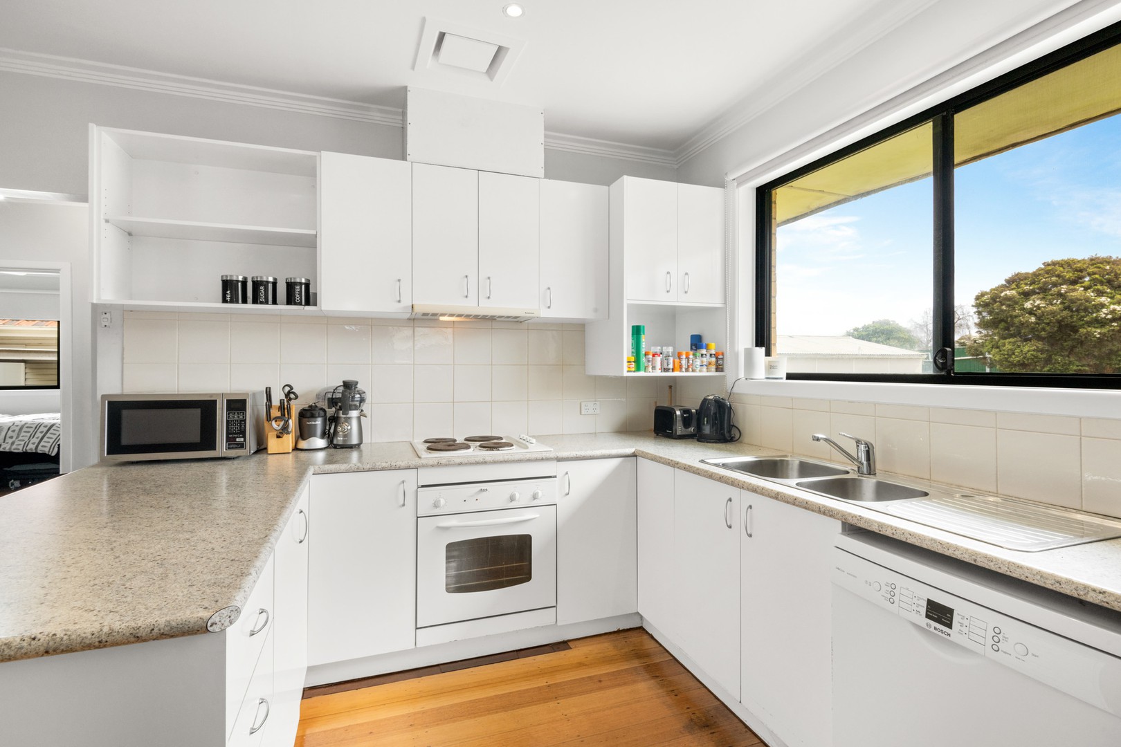 32 Cosgrove Street, Breakwater, VIC 3219, Breakwater - Thumbnail 7