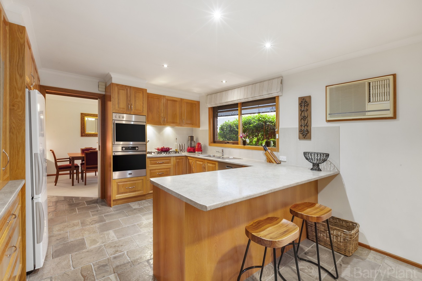 32 Crawley Grove, Ringwood North, VIC 3134, Ringwood North - Thumbnail 3