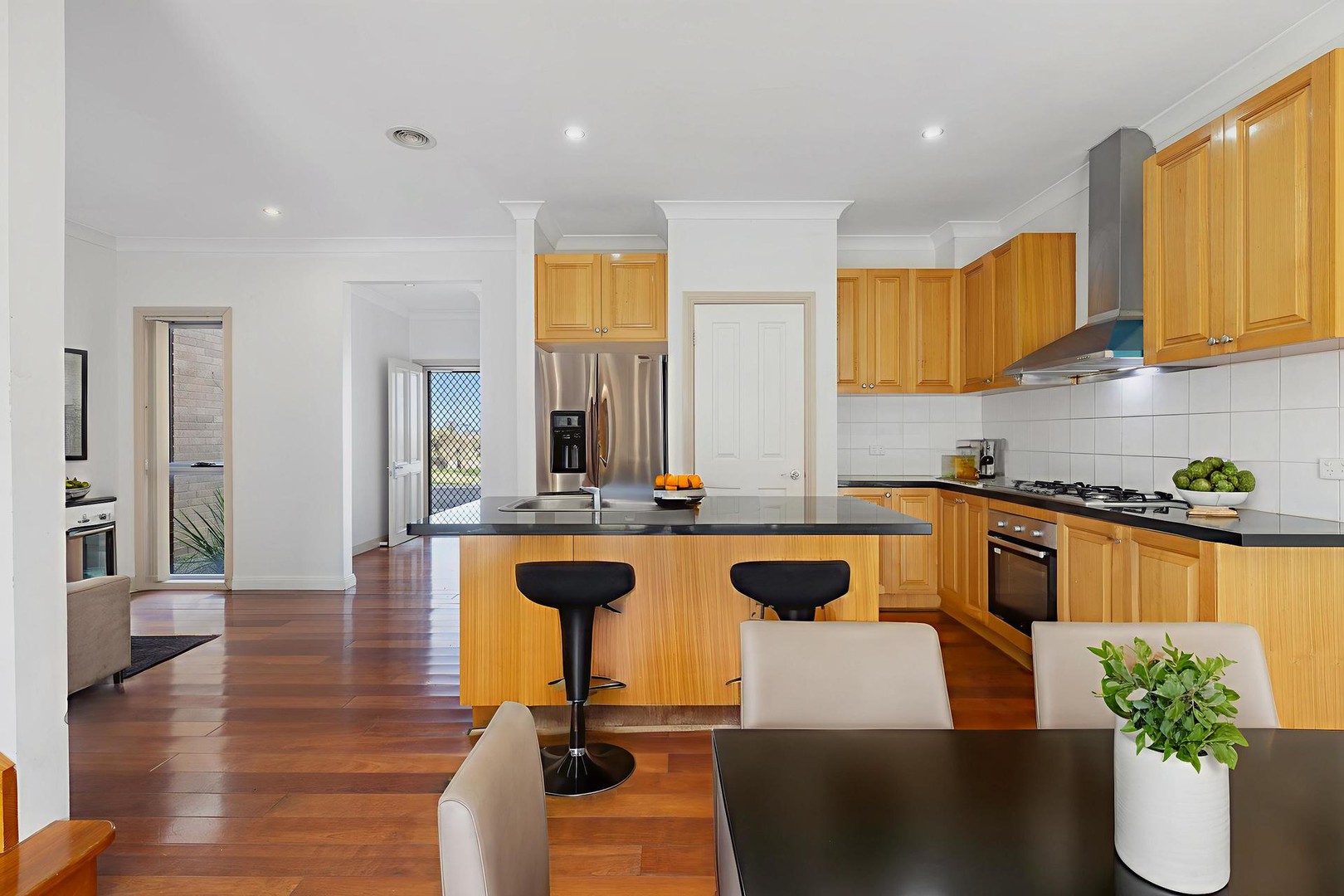 32 Cunningham Chase, Burnside Heights, VIC 3023 - Thumbnail 2 - 10/07/2025