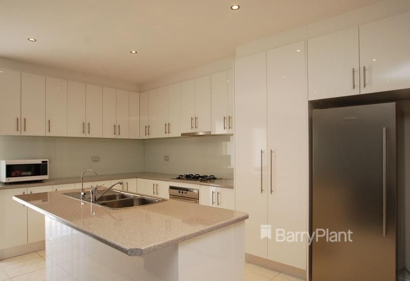 32 Daley Street, Glenroy, VIC 3046, Glenroy - Thumbnail 3