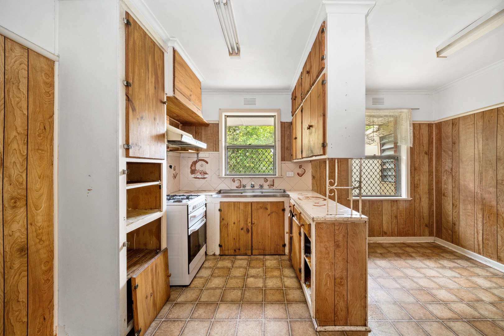 32 Dearborn Parade, Corio, VIC 3214, Corio - Thumbnail 3