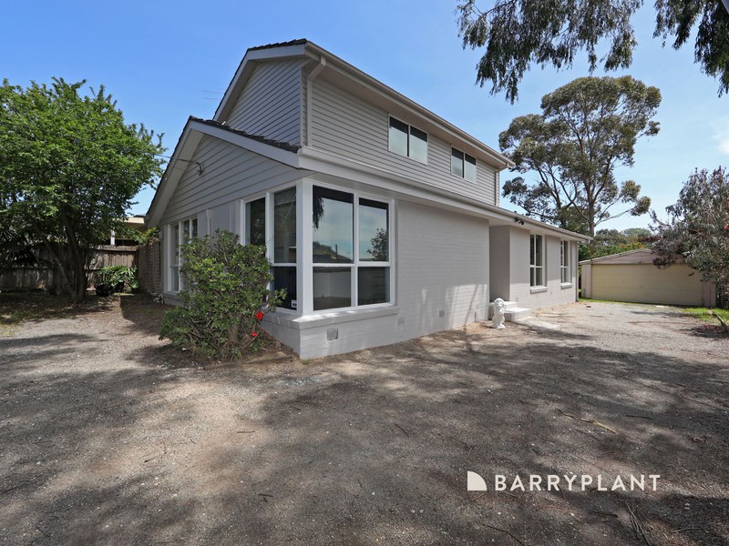 32 Deschamp Crescent, Rowville, VIC 3178 - Image - 14/11/2025