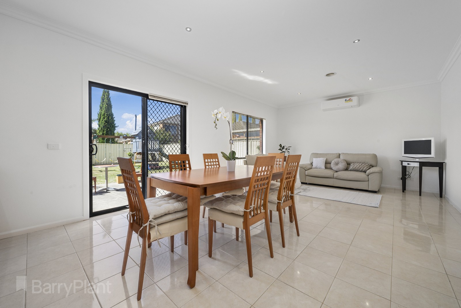 32 Dunkirk Drive, Point Cook, VIC 3030, Point Cook - Thumbnail 6