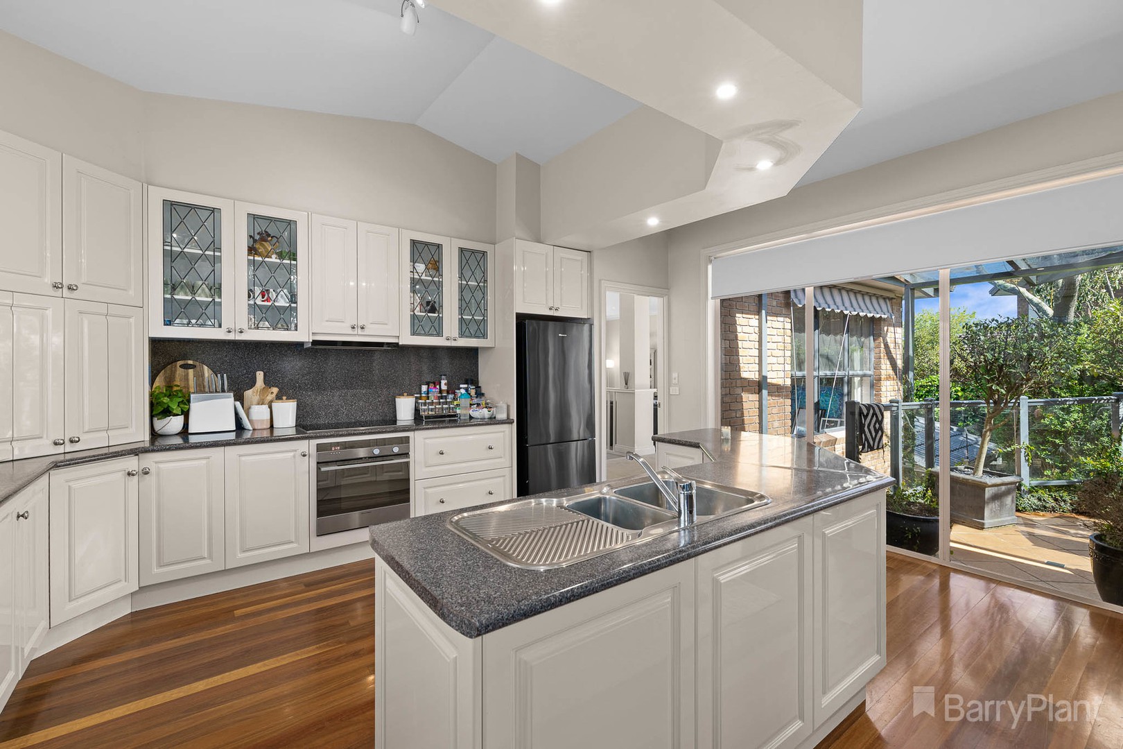 32 Edrington Park Drive, Berwick, VIC 3806, Berwick - Thumbnail 4
