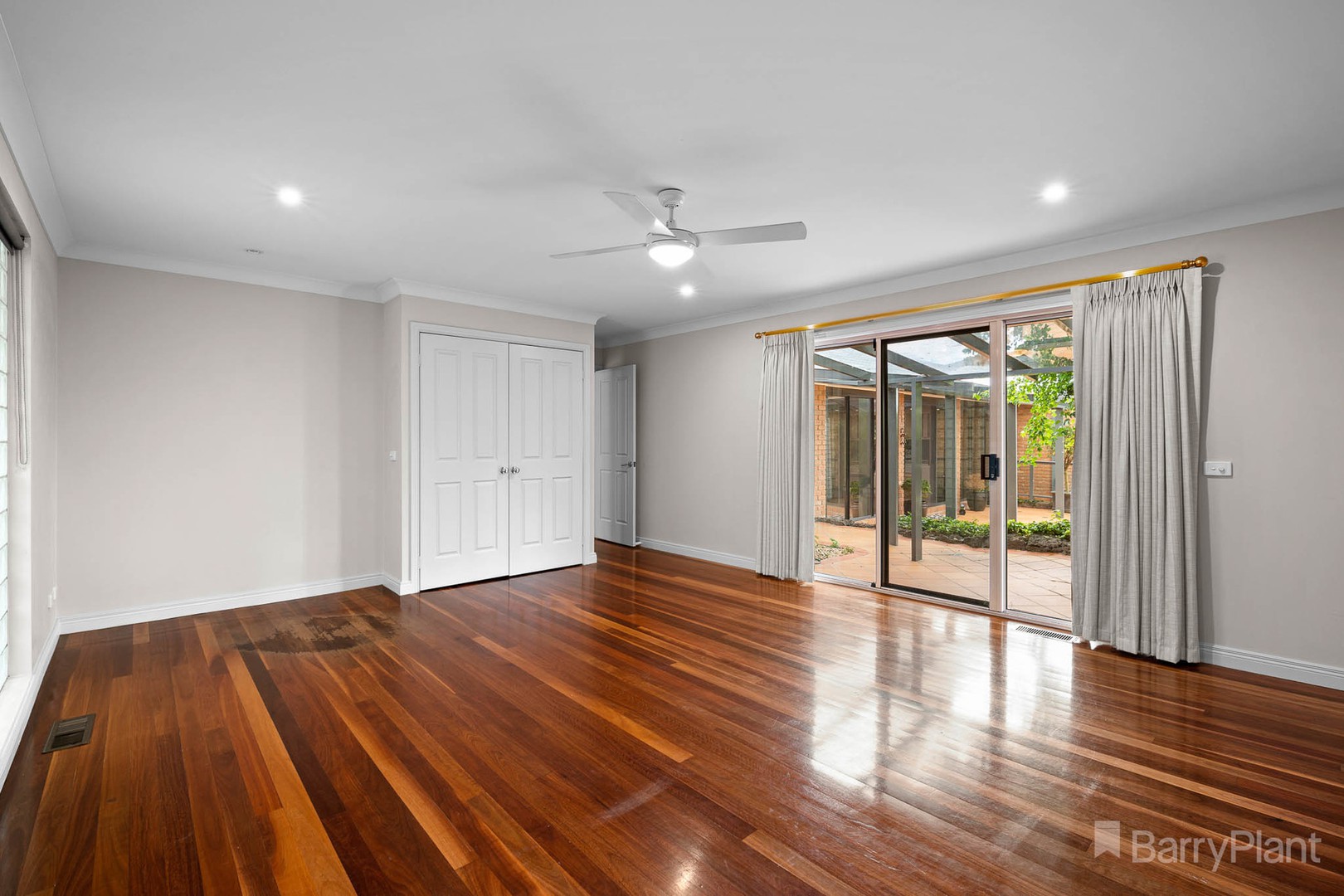 32 Edrington Park Drive, Berwick, VIC 3806, Berwick - Thumbnail 6