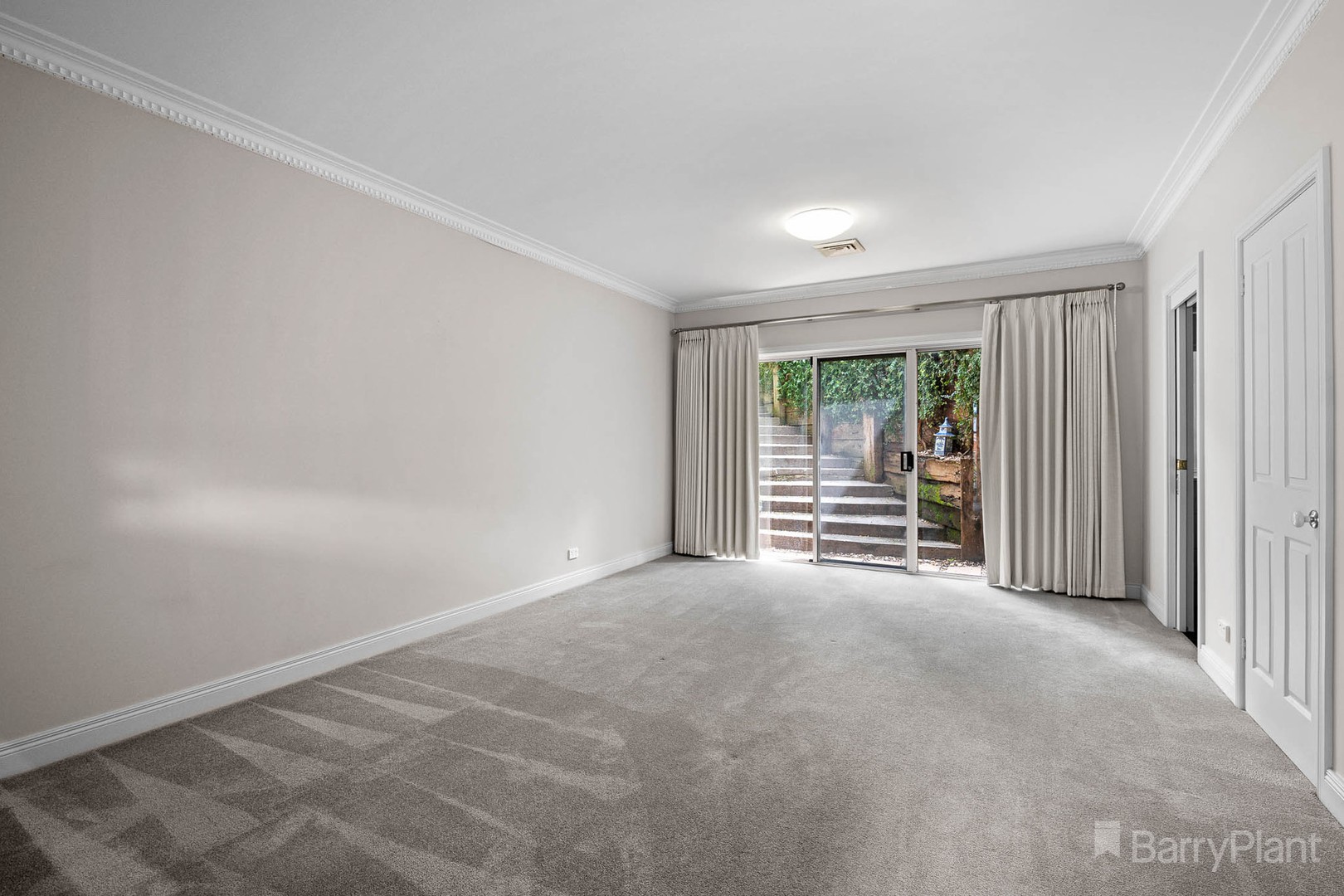 32 Edrington Park Drive, Berwick, VIC 3806, Berwick - Thumbnail 7