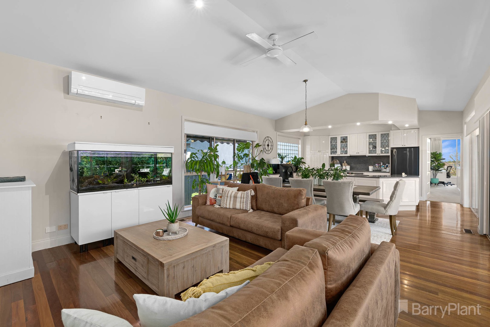 32 Edrington Park Drive, Berwick, VIC 3806, Berwick - Thumbnail 8