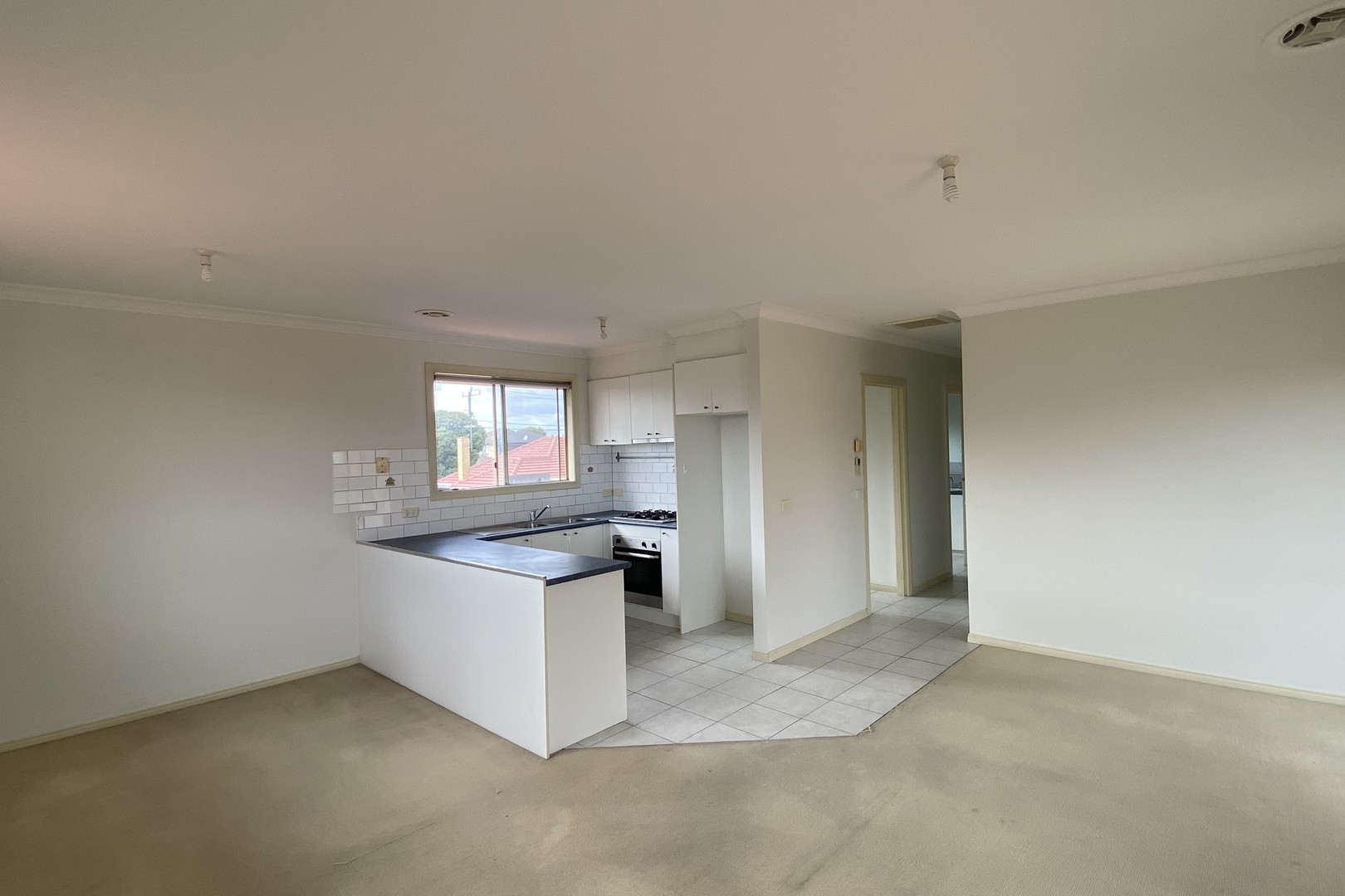 32 Elinda Place, Reservoir, VIC 3073, Reservoir - Thumbnail 3