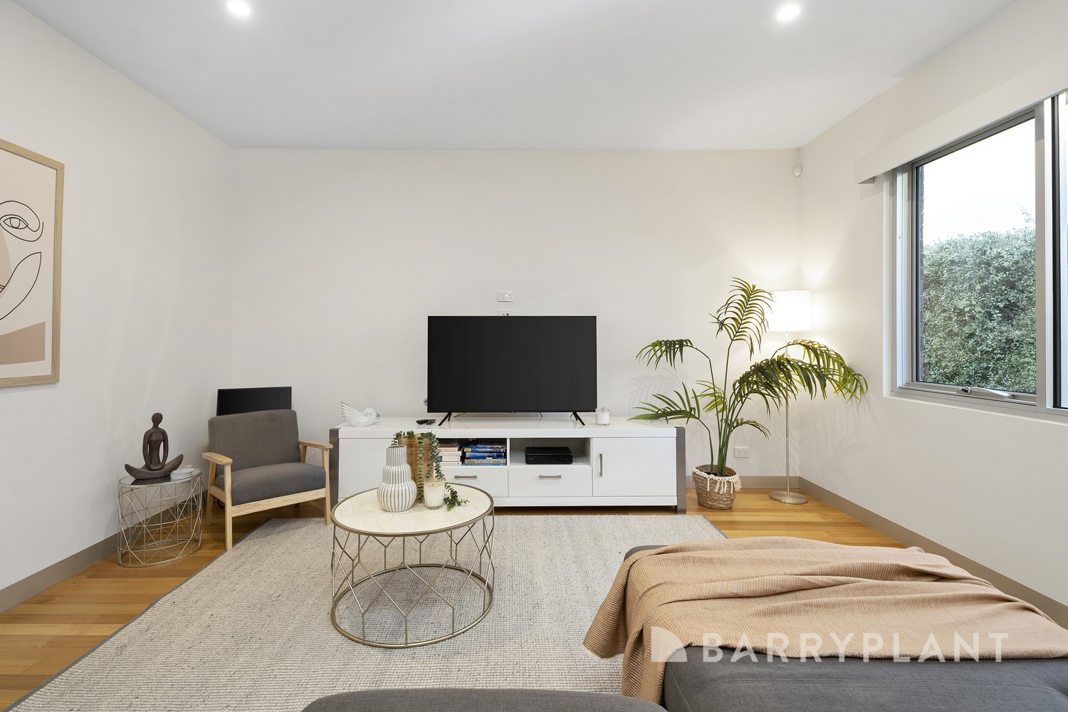 32 Fairway Court, Bundoora, VIC 3083 - Thumbnail 2 - 23/11/2023