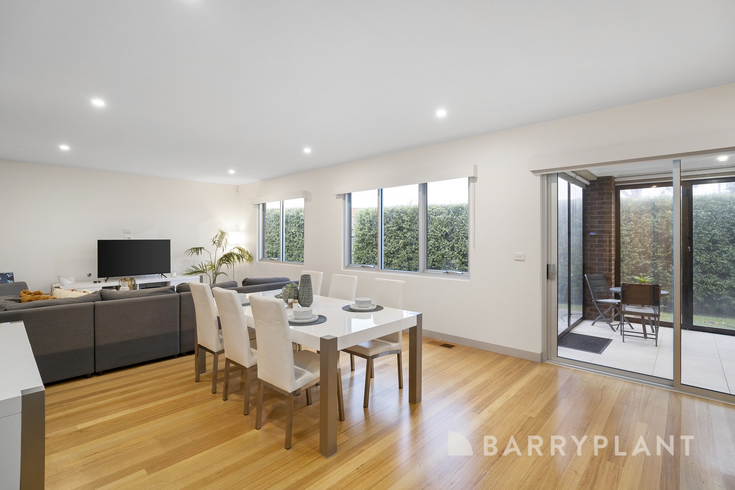 32 Fairway Court, Bundoora, VIC 3083, Bundoora - Thumbnail 4