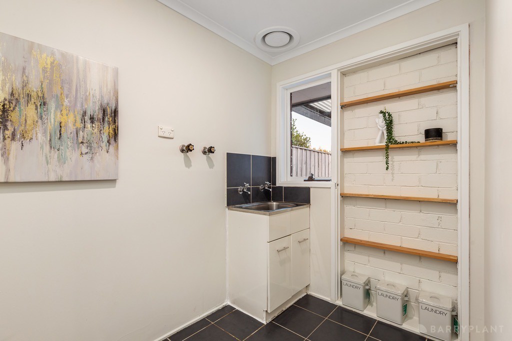 32 Fenton Court, Keysborough, VIC 3173, Keysborough - Thumbnail 2