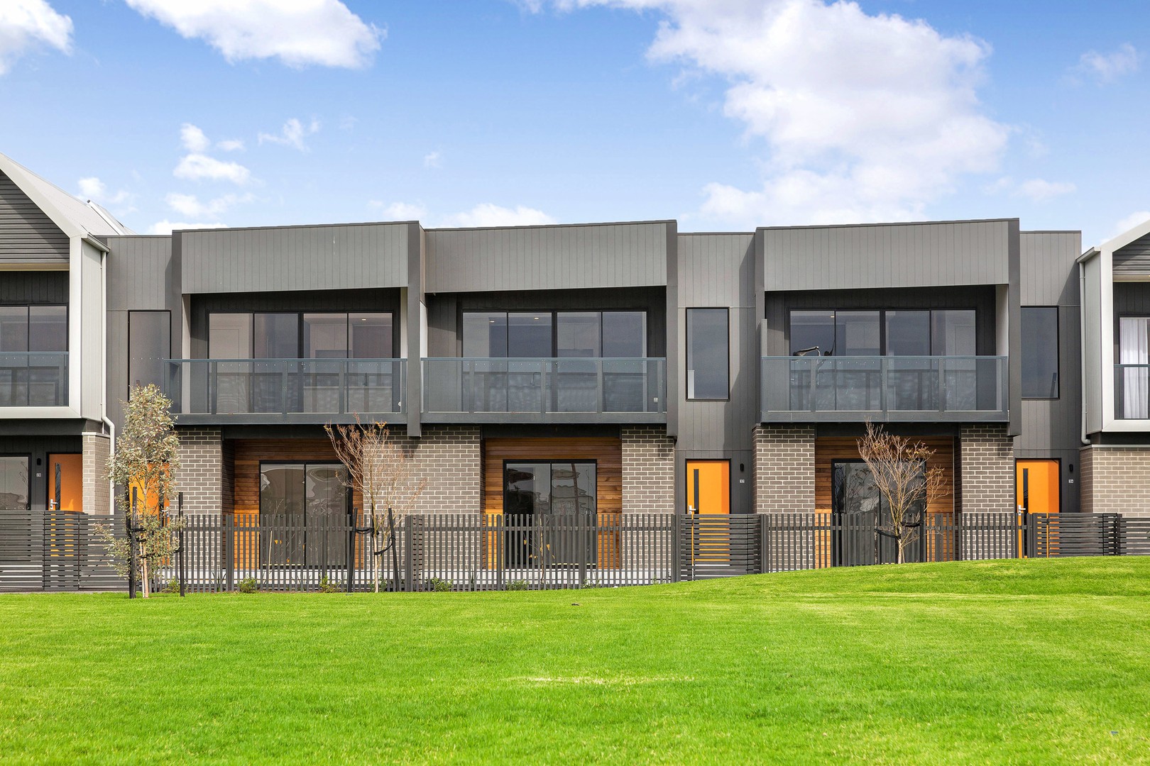 32 Flagship Way, Point Cook, VIC 3030, Point Cook - Thumbnail 2